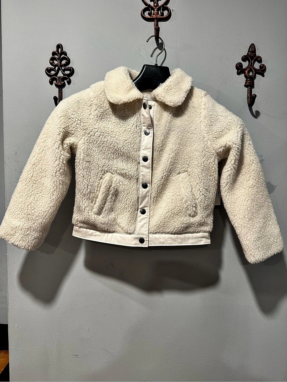 Gap Girls Cream Sherpa Jacket Size Small NWT